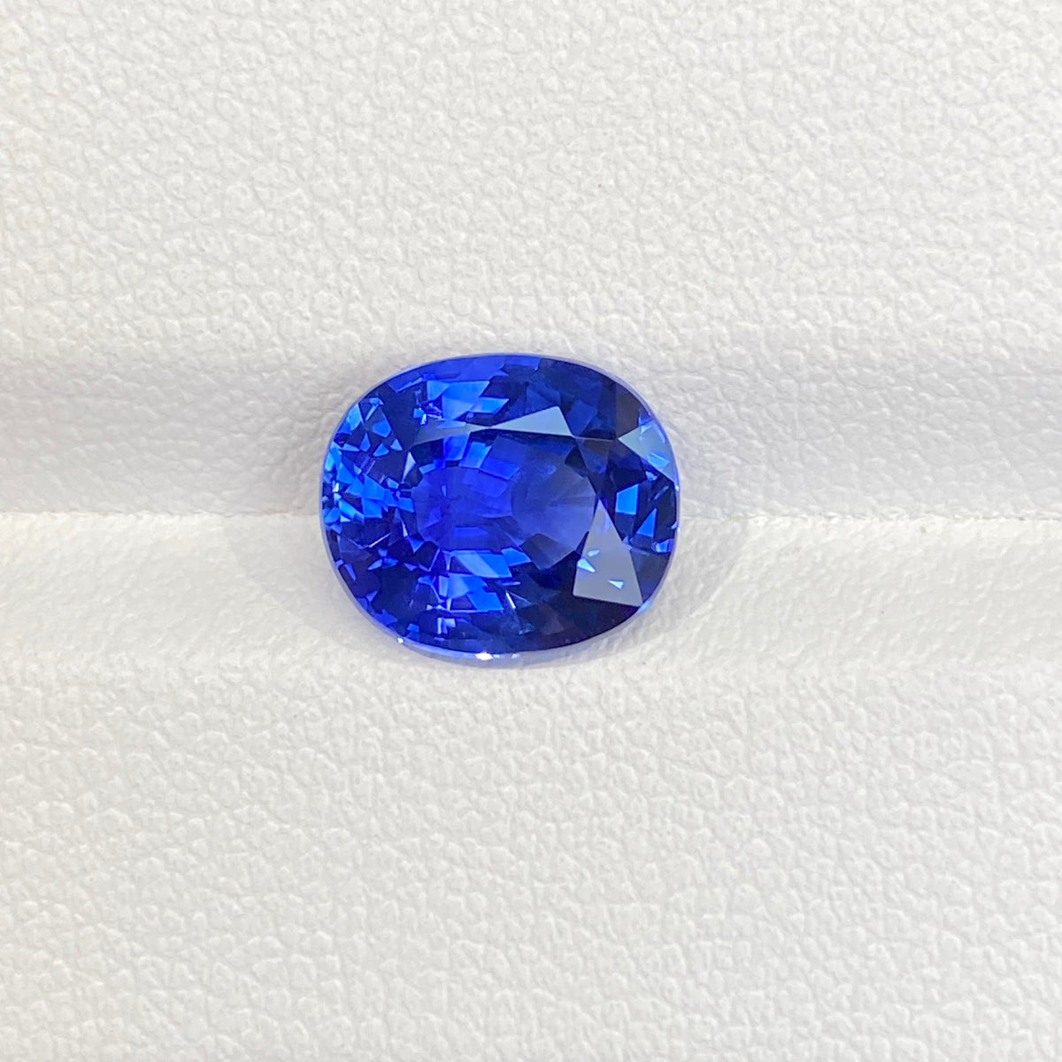 3.74ct 矢车菊 天然蓝宝石 干净通透 GUILD认证