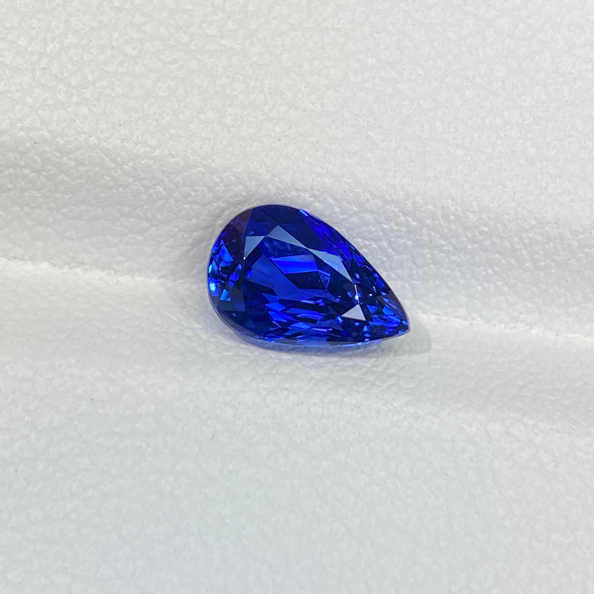 1.72ct 水滴形 皇家蓝 天然蓝宝石 裸石 GUILD认证