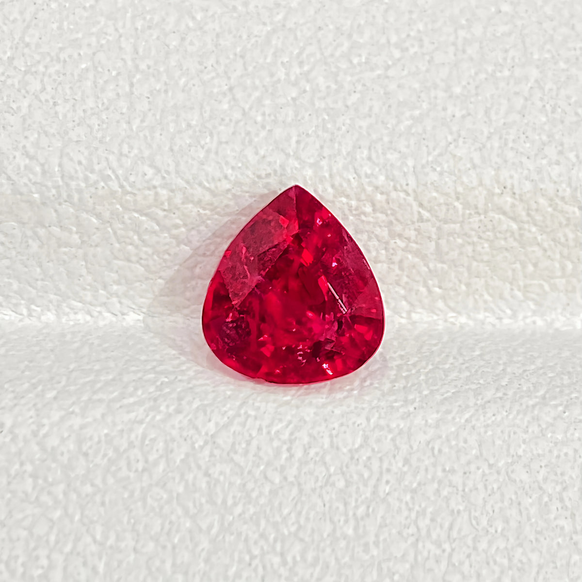 1.22ct 无烧鸽血红天然红宝石裸石 戒面 GRC认证 颜色好