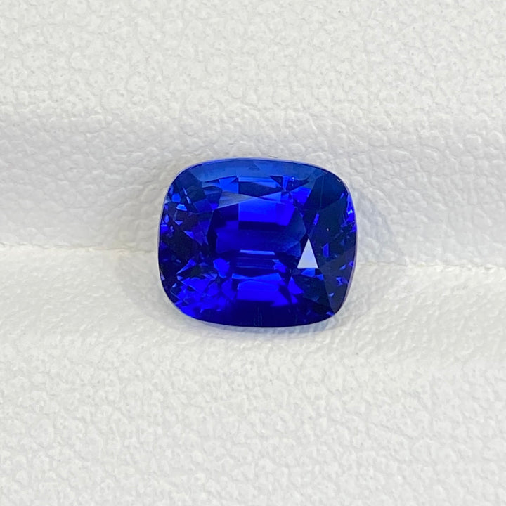 2.40ct 天然蓝宝石 色标皇家蓝 裸石 全干净 玻璃体  GUILD认证