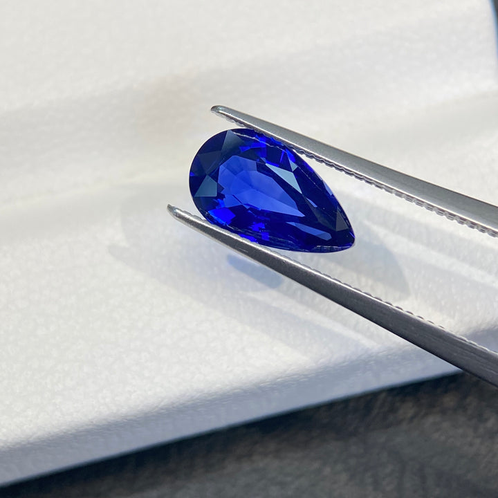 1.97ct 水滴形 皇家蓝 天然蓝宝石 全干净 GUIlD认证