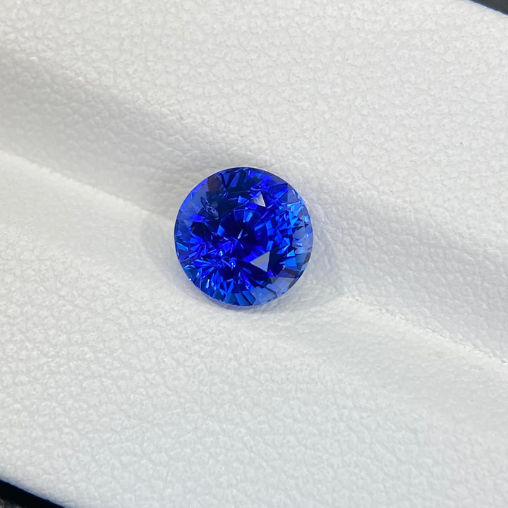 2.18ct 正圆形 皇家蓝 天然蓝宝石 GUILD认证