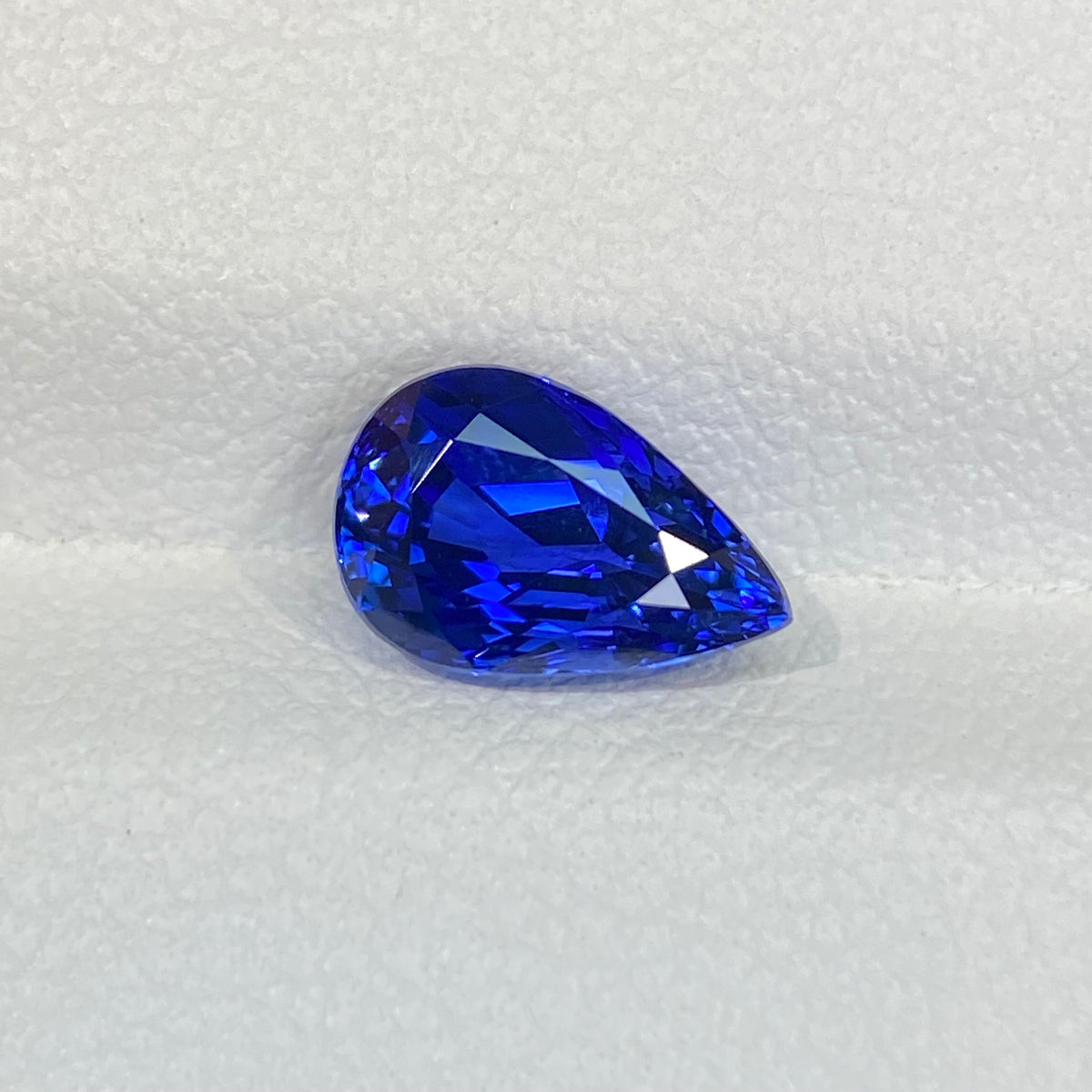 1.72ct 水滴形 皇家蓝 天然蓝宝石 裸石 GUILD认证