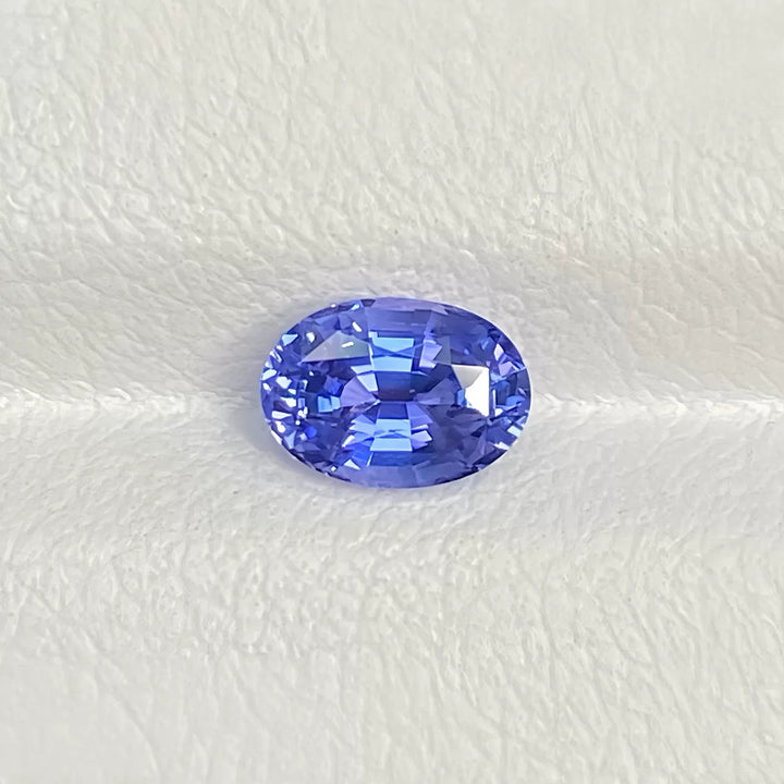 1.02ct 椭圆形天然冰川蓝蓝宝石裸石