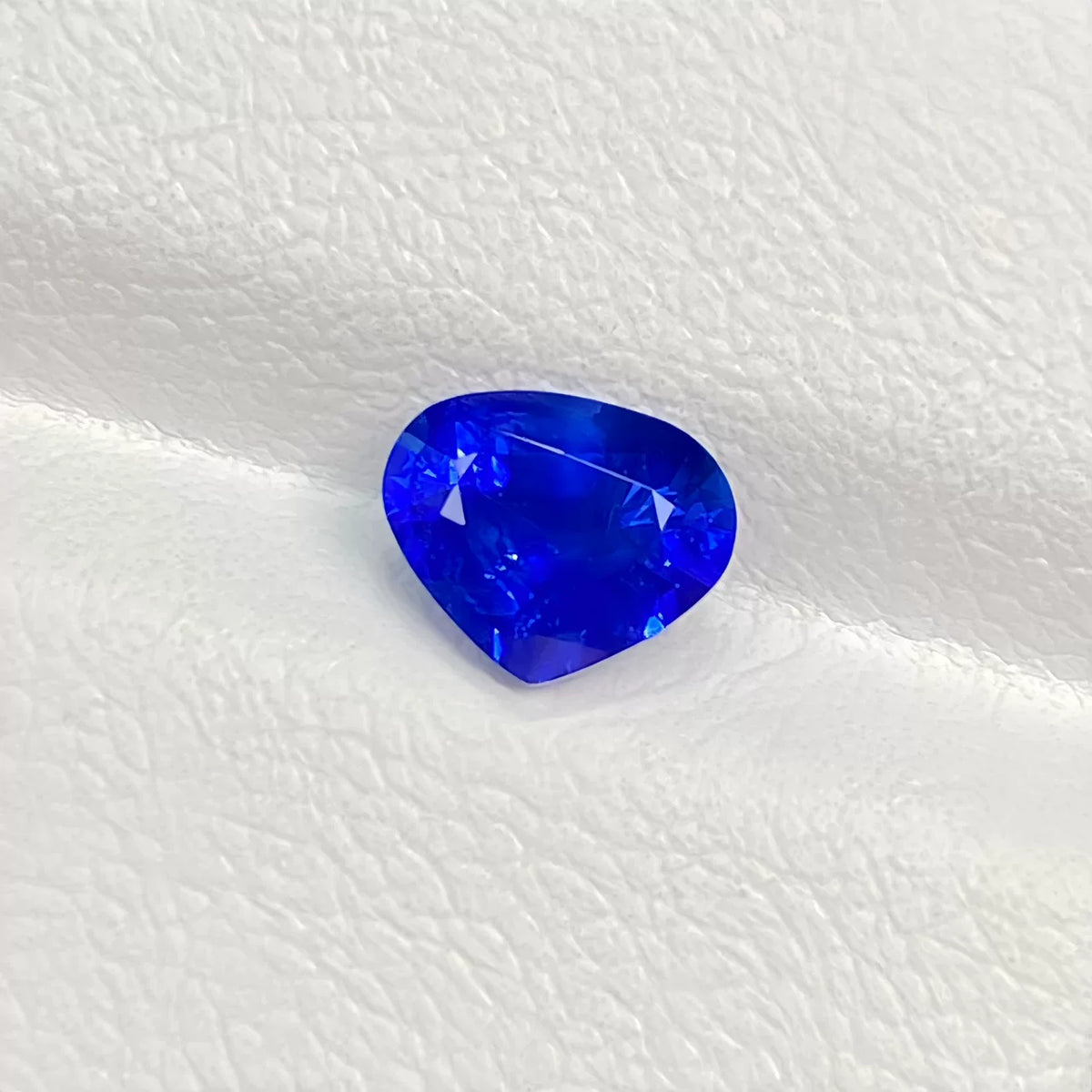 1.27ct 心形天然皇家蓝蓝宝石裸石 浓郁蓝+丝绒感