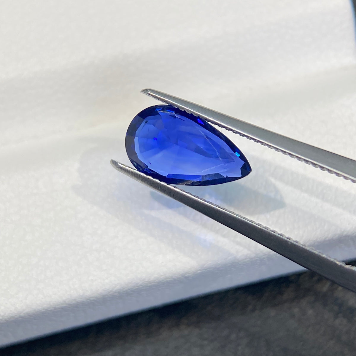 1.97ct 水滴形 皇家蓝 天然蓝宝石 全干净 GUIlD认证