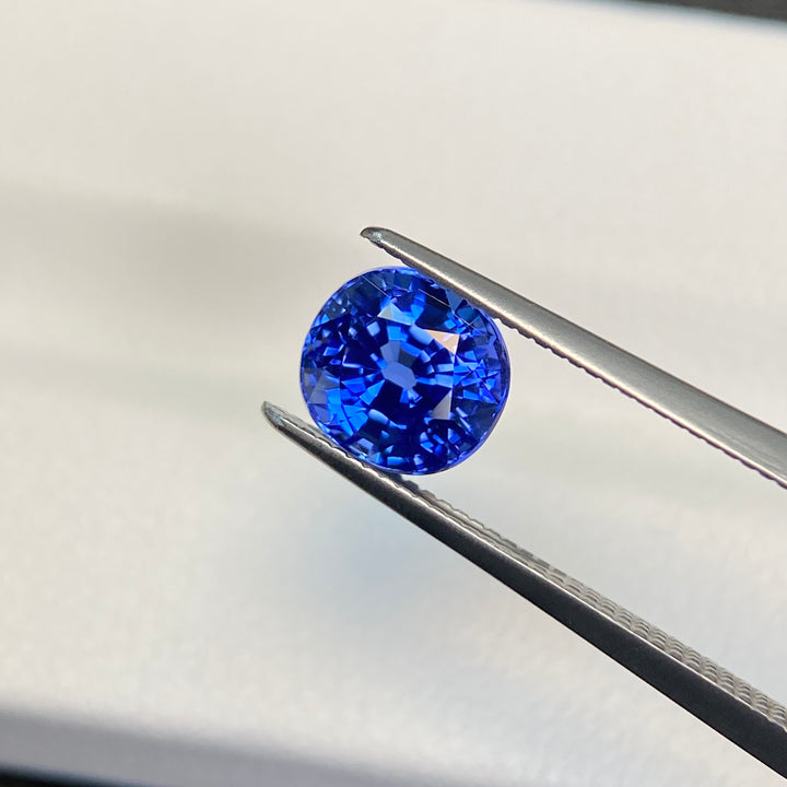 1.86ct 矢车菊 天然蓝宝石裸石 枕形椭圆形 全干净 GUILD认证