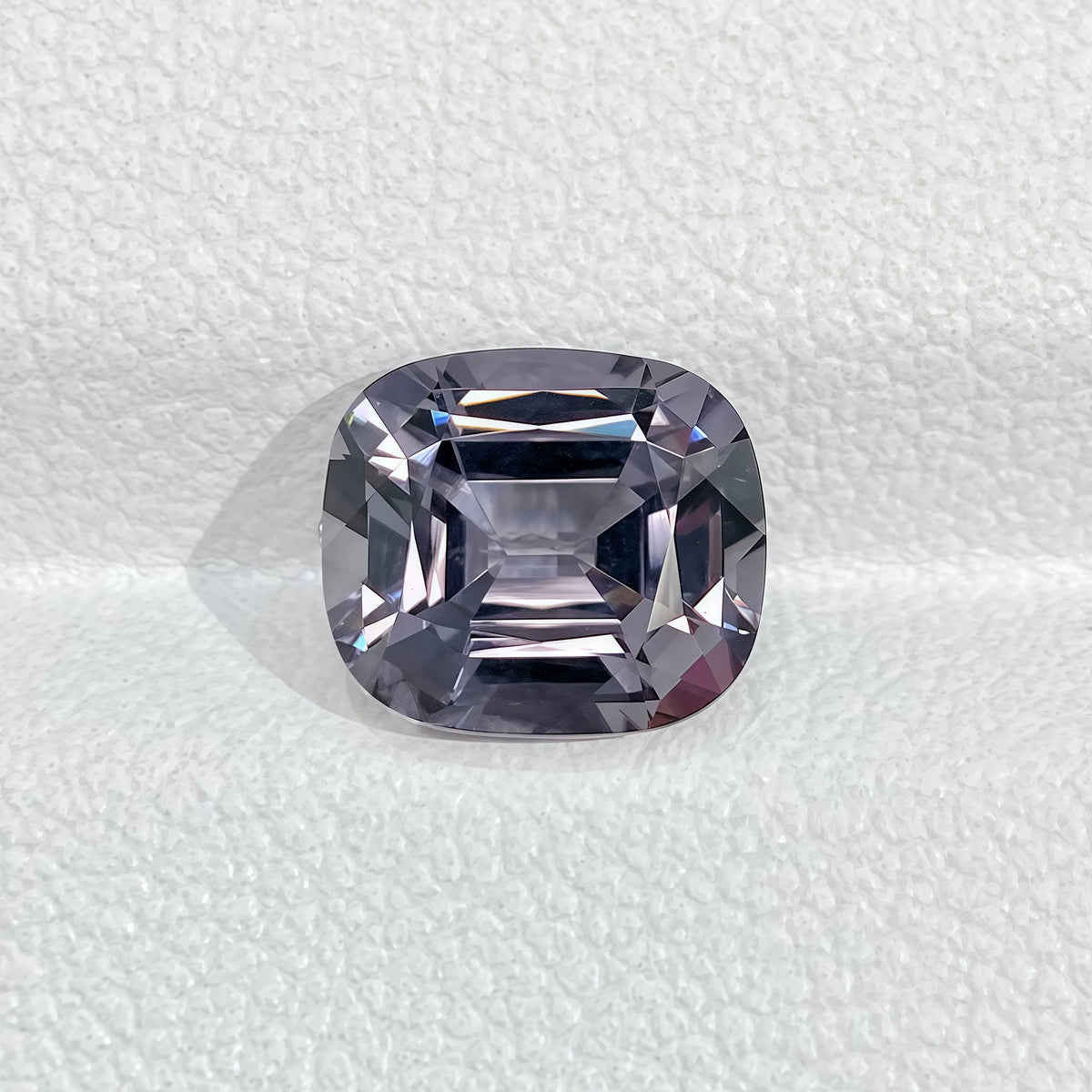 2.03ct 金属灰天然尖晶石裸石 裸石戒面 全净精切