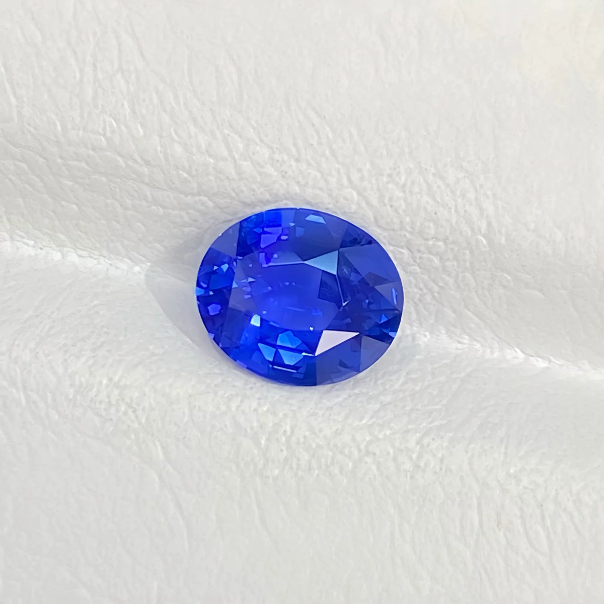 1.55ct 天然矢车菊蓝宝石裸石 天鹅绒 纯净
