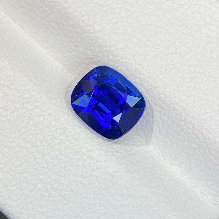 2.40ct 天然蓝宝石 色标皇家蓝 裸石 全干净 玻璃体  GUILD认证