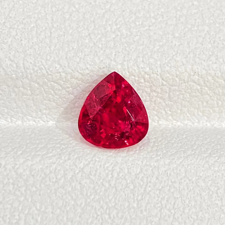 1.22ct 无烧鸽血红天然红宝石裸石 戒面 GRC认证 颜色好