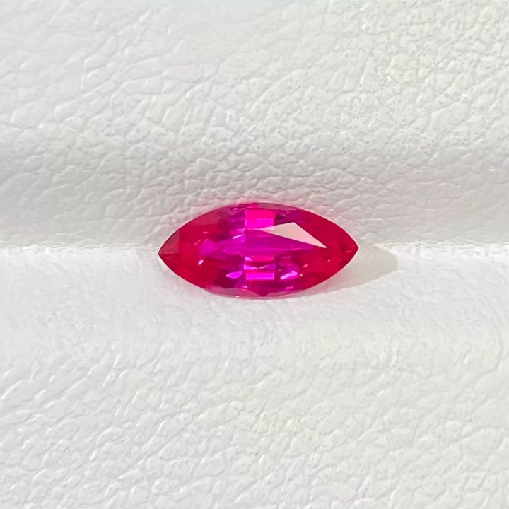 0.65ct 缅甸天然红宝石裸石｜强荧光｜小克拉｜店主推荐