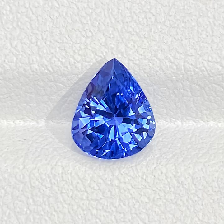 2.17ct 水滴矢车菊天然蓝宝石裸石 戒面 全净体 满火彩 Guild认证